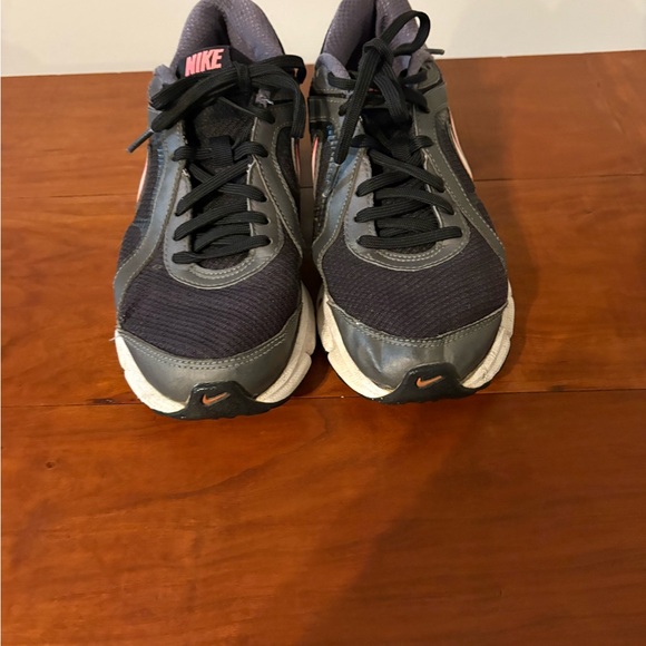 Nike Air Running Shoes Women’s 8.5 Black Gray Pink - Picture 3 of 9